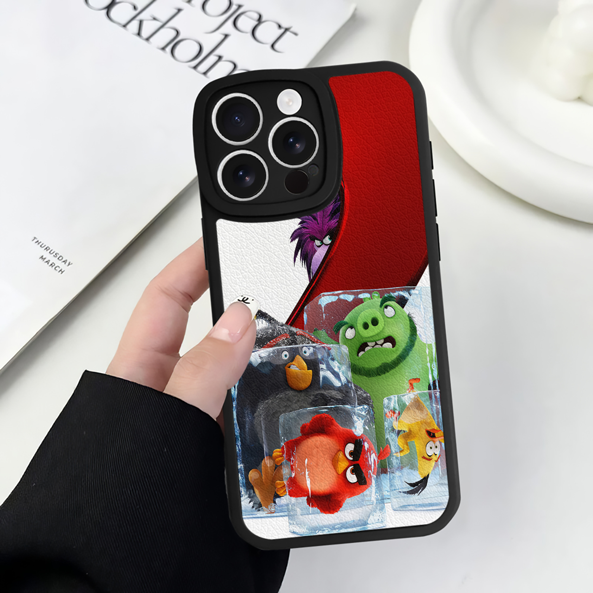 （画像用） Angry Birds アングリーバード 【iPhone 16シリーズ対応】シリコンスマホケース（レザー調） 材質：シリコン